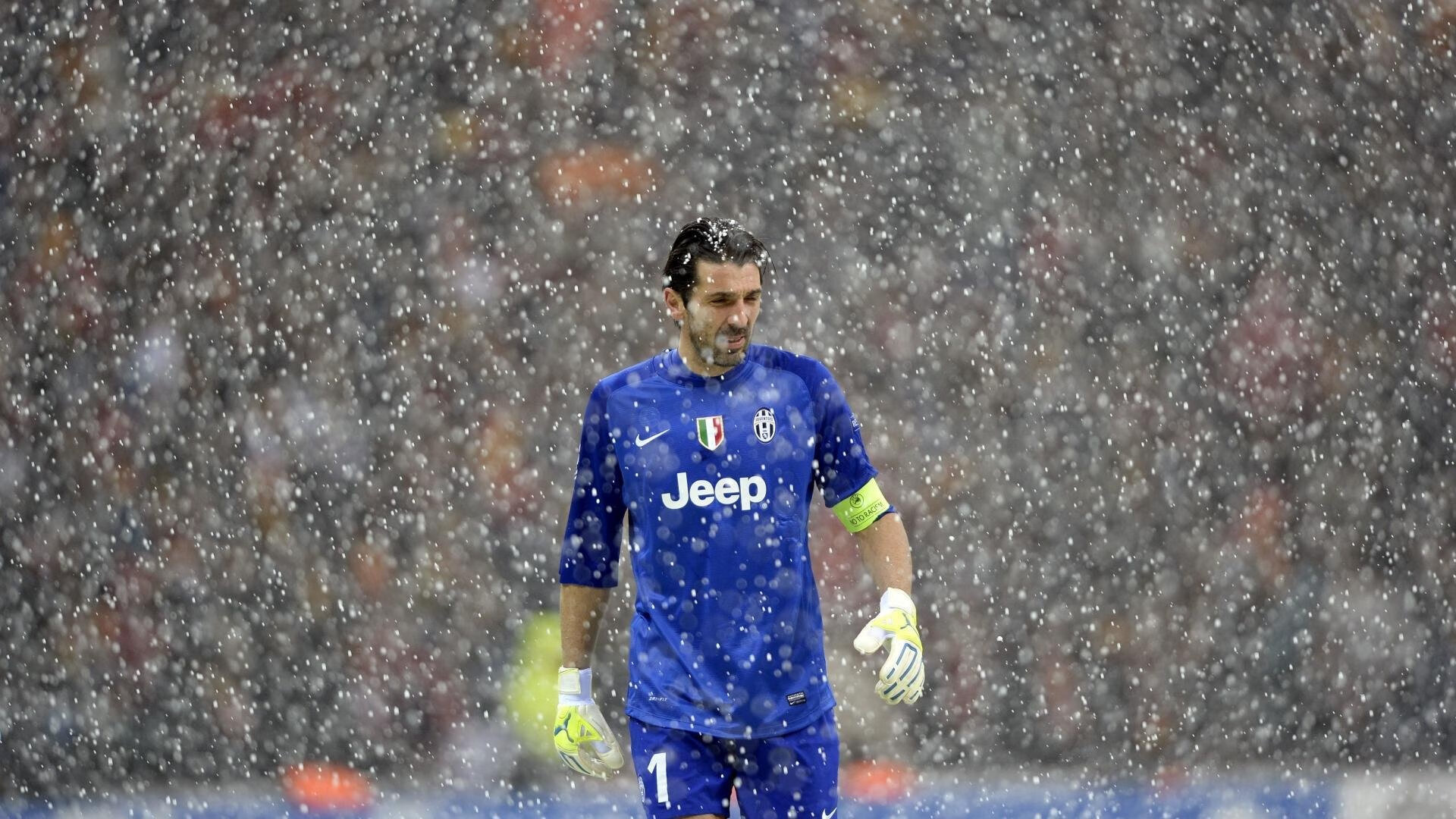 塔代伊·波加查赢得环法和环意双冠，创历史，2020环法冠军波加查