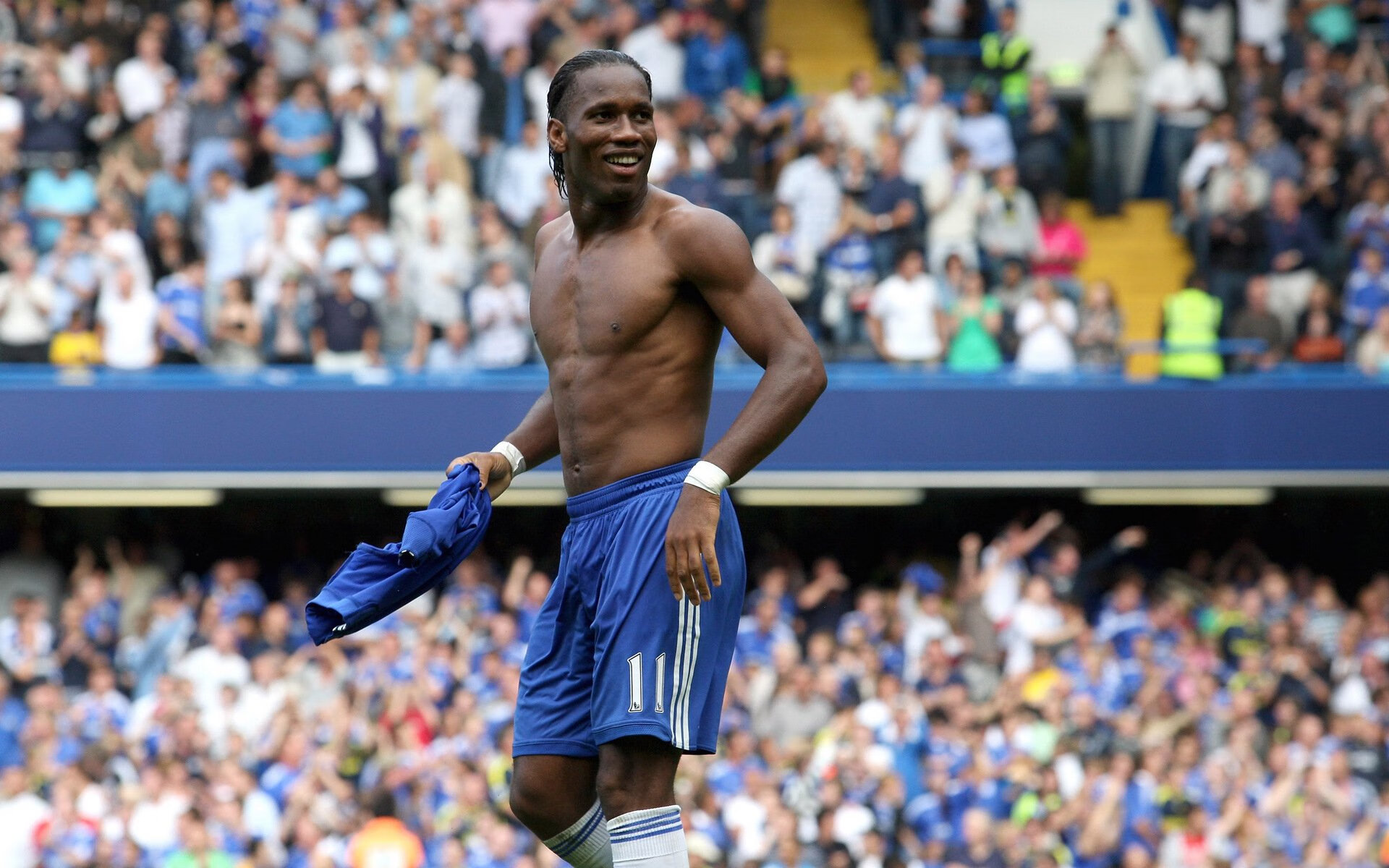 摩纳哥中场球员展现出色，或将对比赛产生重要影响，摩纳哥出品的球星